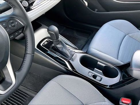 Used 2025 Toyota Corolla SE FWD image 15