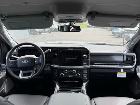 New 2026 Ford F350 4x4 Crew Cab Super Duty image 33
