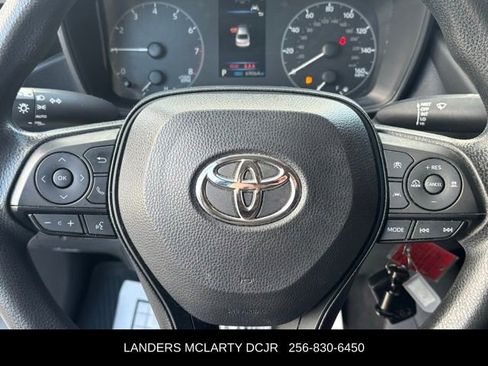 Used 2023 Toyota Corolla LE image 23