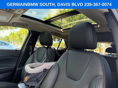 Used 2023 Buick Encore GX Essence w/ Experience Buick Package FWD image 26