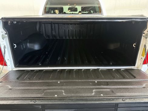 Used 2020 Toyota Tundra Limited AWD/4WD image 24
