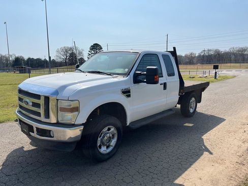 Used 2010 Ford F250 4x4 SuperCab Super Duty image 6