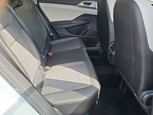 New 2026 Volkswagen Taos SE FWD image 21
