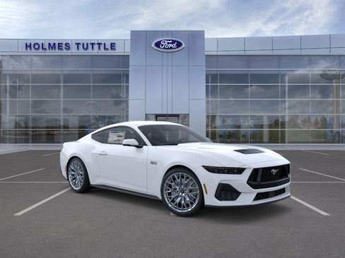 New 2026 Ford Mustang GT image 7