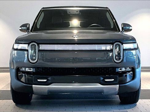 Used 2023 Rivian R1S Adventure image 13