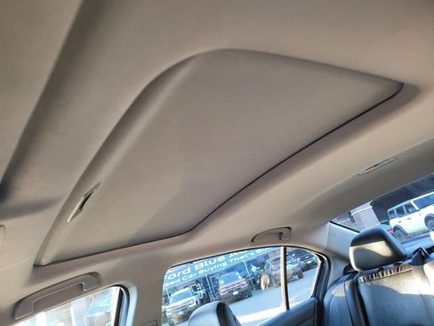 Used 2017 Honda Accord EX-L image 20