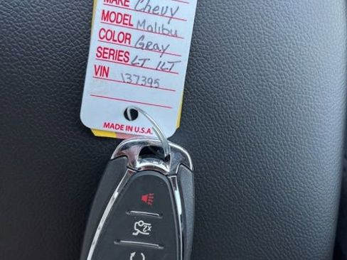 Used 2025 Chevrolet Malibu LT image 48