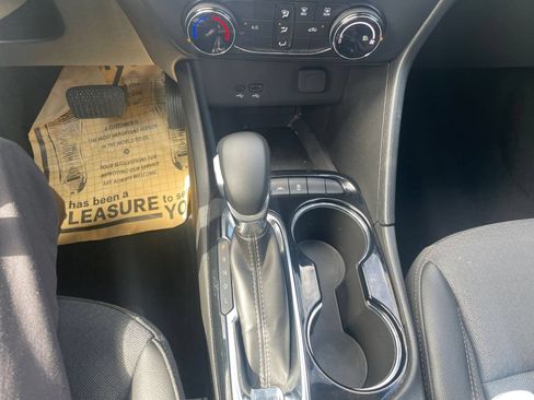 Used 2025 Buick Encore GX Preferred FWD image 40