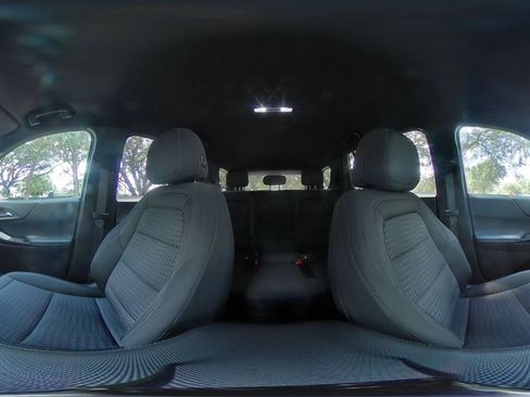 Used 2025 Chevrolet Equinox LT FWD image 41