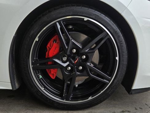 Used 2022 Chevrolet Corvette Stingray Coupe w/ 1LT image 5