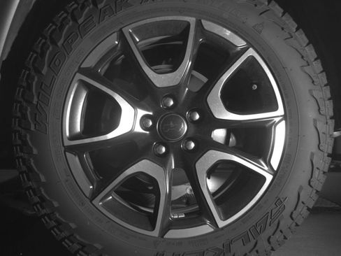 Used 2025 Jeep Compass Trailhawk AWD/4WD image 17