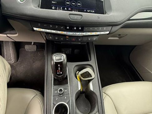 Used 2019 Cadillac XT4 Premium Luxury w/ Enhanced Visibility Package AWD/4WD image 34