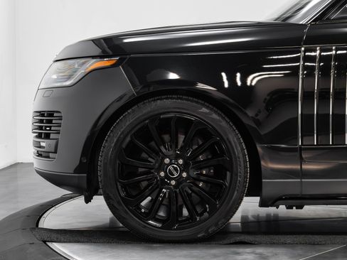 Used 2022 Land Rover Range Rover Autobiography image 27