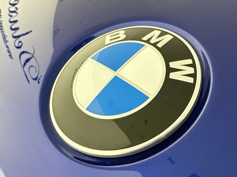 Used 2025 BMW X5 M Competition w/ Executive Package image 34