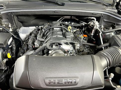 Used 2024 Dodge Durango R/T image 32