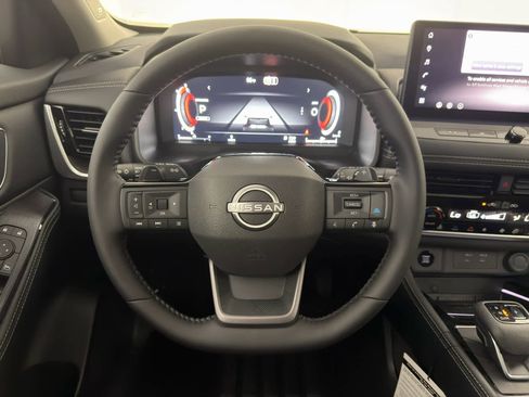 New 2026 Nissan Rogue Platinum w/ Platinum Premium Package image 17