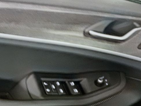 Used 2023 Jeep Grand Cherokee L Limited w/ Trailer Tow Group (B) image 15