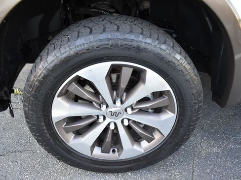 Used 2016 Ford F150 King Ranch w/ Equipment Group 601A Luxury image 31