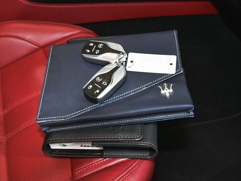 Used 2022 Maserati Levante Modena image 61