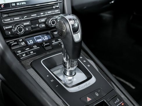 Used 2015 Porsche 911 Turbo AWD/4WD image 38