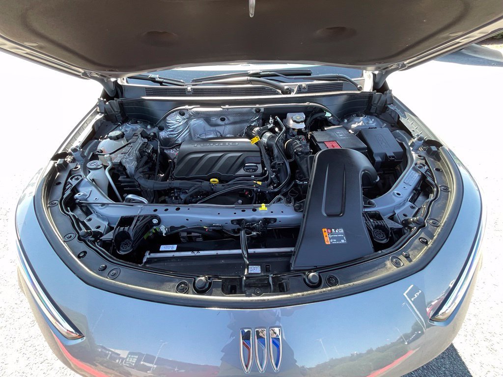 Used 2024 Buick Envista Avenir FWD image 33