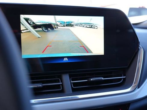 New 2026 Chevrolet Trax LT w/ Driver Confidence Package FWD image 25
