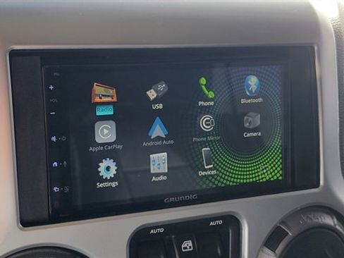 Used 2012 Jeep Wrangler Unlimited Sport image 29