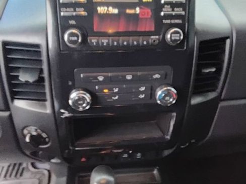 Used 2014 Nissan Titan SV w/ SV Value Truck Package image 12