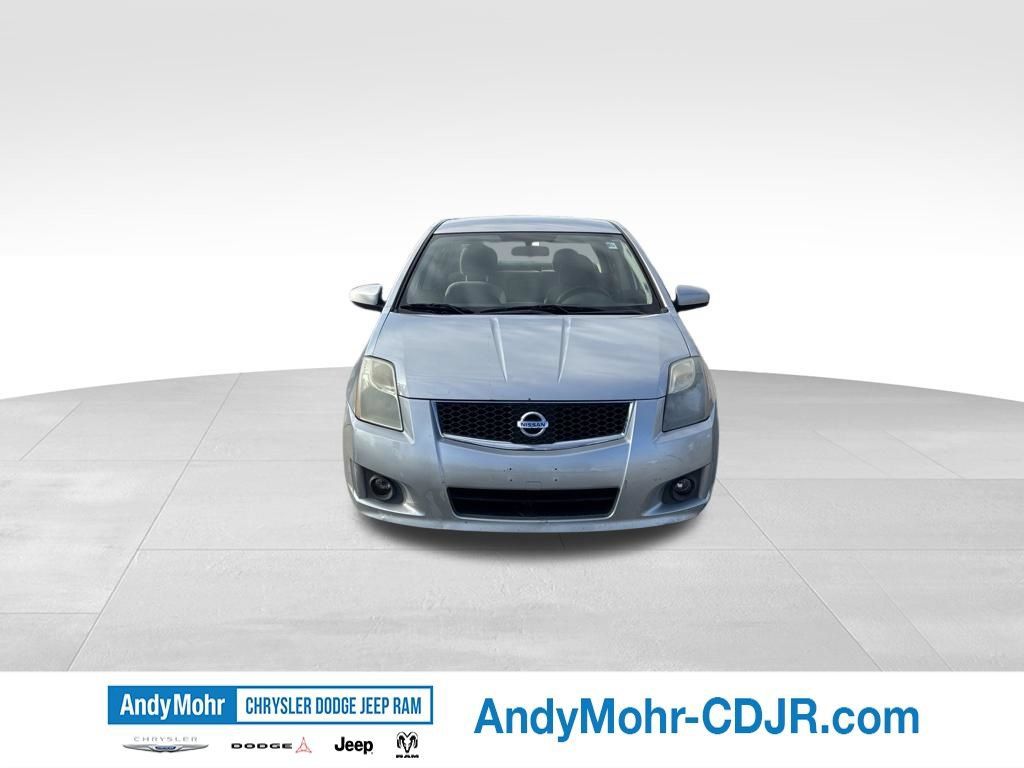 Used 2010 Nissan Sentra 2.0 SR w/ Convenience Pkg FWD image 2