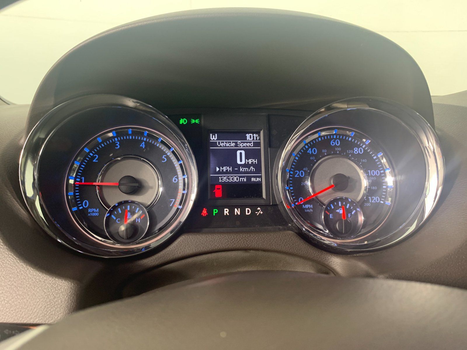 Used 2015 Chrysler Town & Country Touring w/ Trailer Tow Group FWD image 21