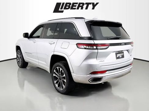 Used 2022 Jeep Grand Cherokee Overland image 5