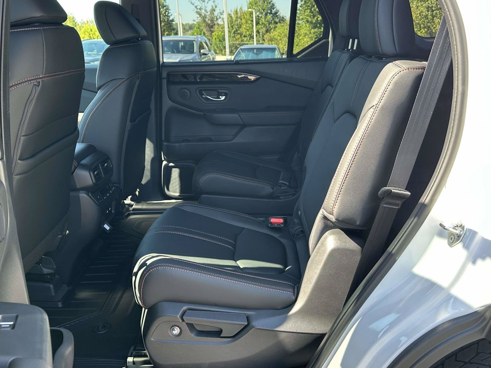 New 2026 Honda Pilot TrailSport image 10