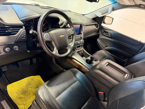 Used 2015 Chevrolet Suburban LT image 26