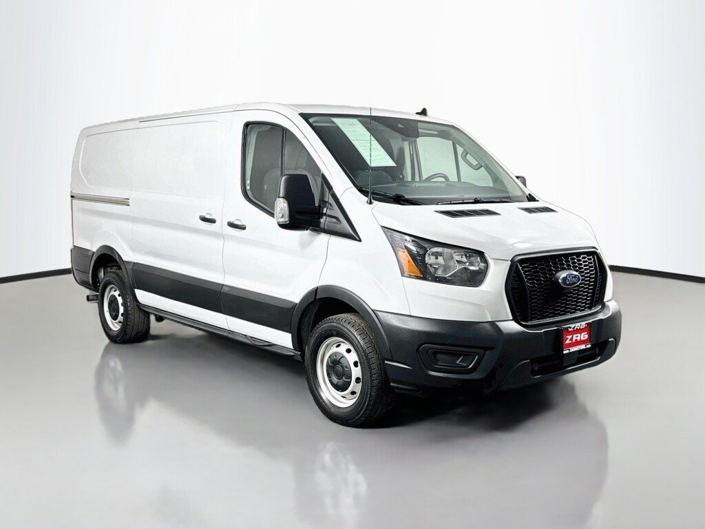 Used 2023 Ford Transit 250 Low Roof w/ Load Area Protection Package RWD image 7