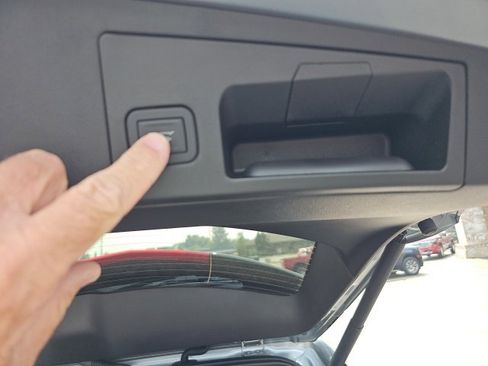 New 2025 Cadillac XT5 Luxury w/ LPO, Floor Liner Package image 14