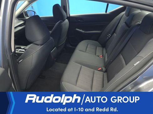 Used 2025 Nissan Altima 2.5 SV image 26