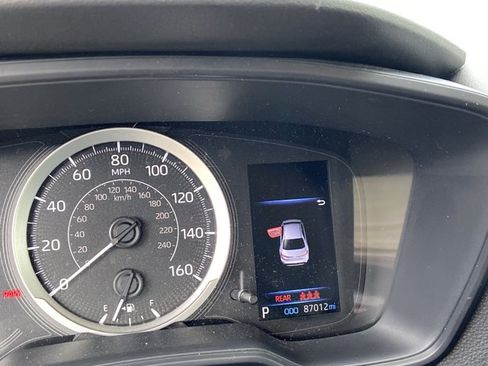 Used 2021 Toyota Corolla LE w/ LE Convenience Package image 22