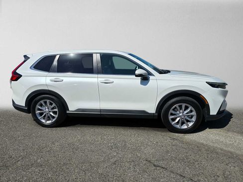 Used 2023 Honda CR-V EX-L image 2