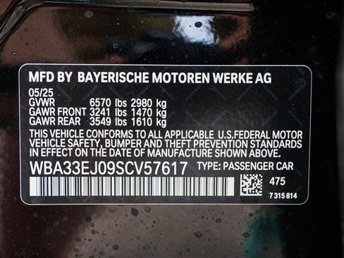 Used 2025 BMW 760i xDrive AWD/4WD image 28