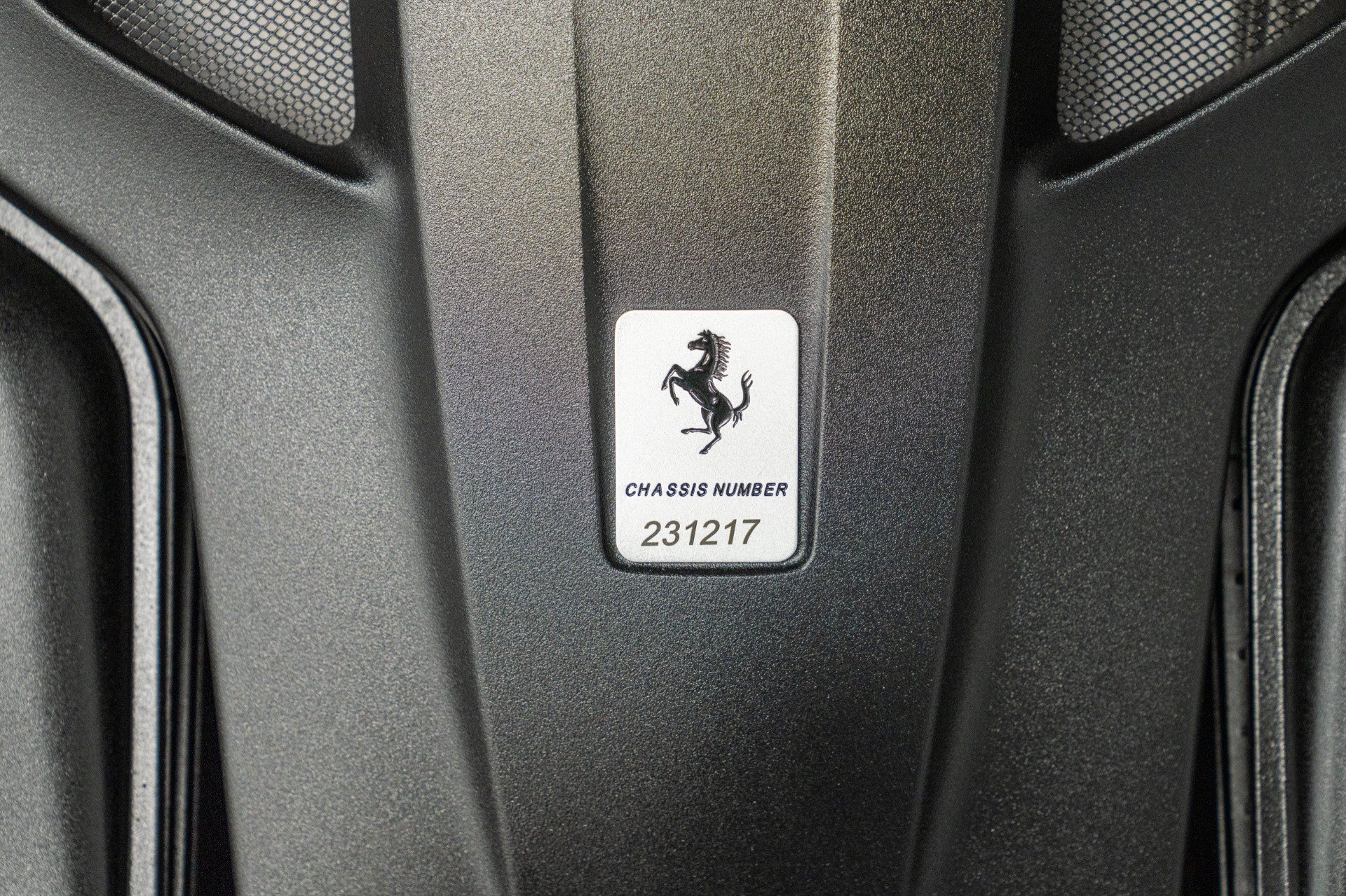 Used 2018 Ferrari GTC4Lusso AWD/4WD image 42