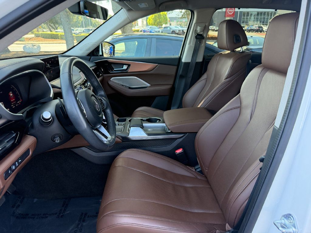 Used 2023 Acura MDX w/ Technology Package AWD/4WD image 12