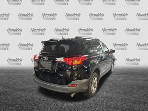 Used 2015 Toyota RAV4 XLE FWD image 11