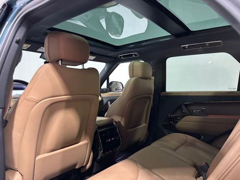 Used 2024 Land Rover Range Rover Sport SE image 22