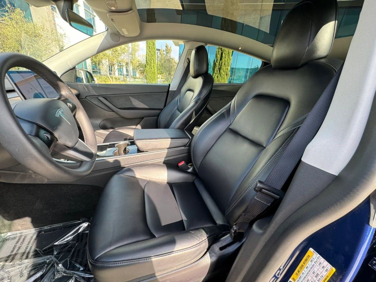 Used 2023 Tesla Model Y Long Range AWD/4WD image 18