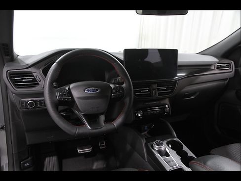 Used 2023 Ford Escape ST-Line w/ Tech Pack #1 FWD image 6