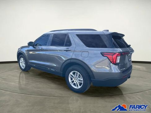 Used 2026 Ford Explorer Active AWD/4WD image 2