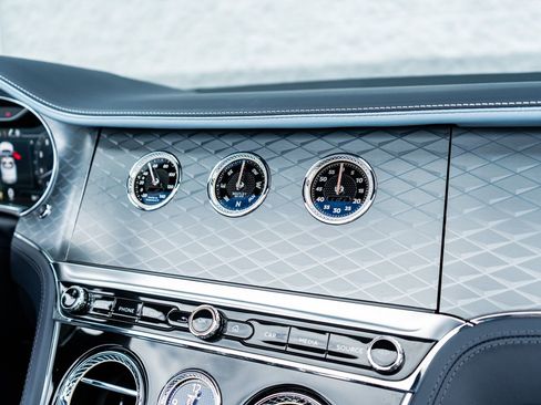 Used 2024 Bentley Continental GT Speed image 46