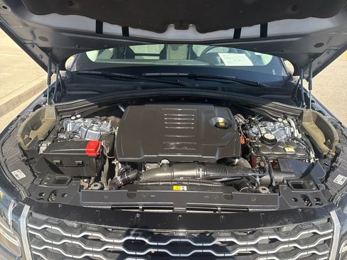 Used 2022 Land Rover Range Rover Velar S AWD/4WD image 11