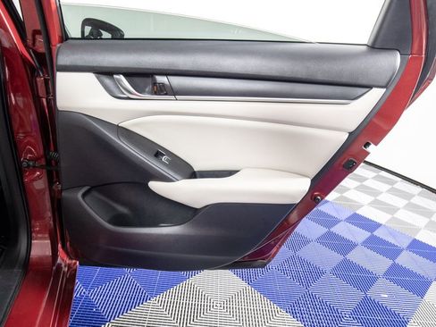 Used 2021 Honda Accord LX image 15