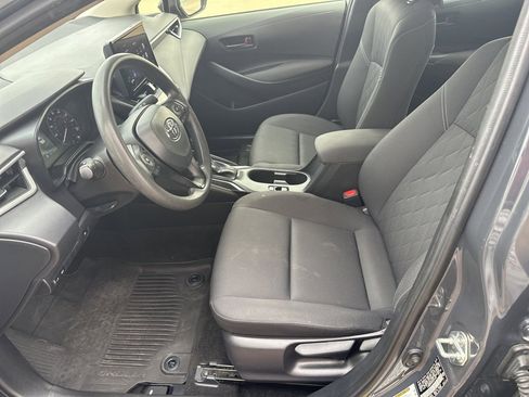 Used 2023 Toyota Corolla LE image 14